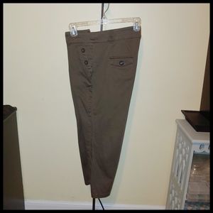 Larry Levine Woman Stretch Capris 10